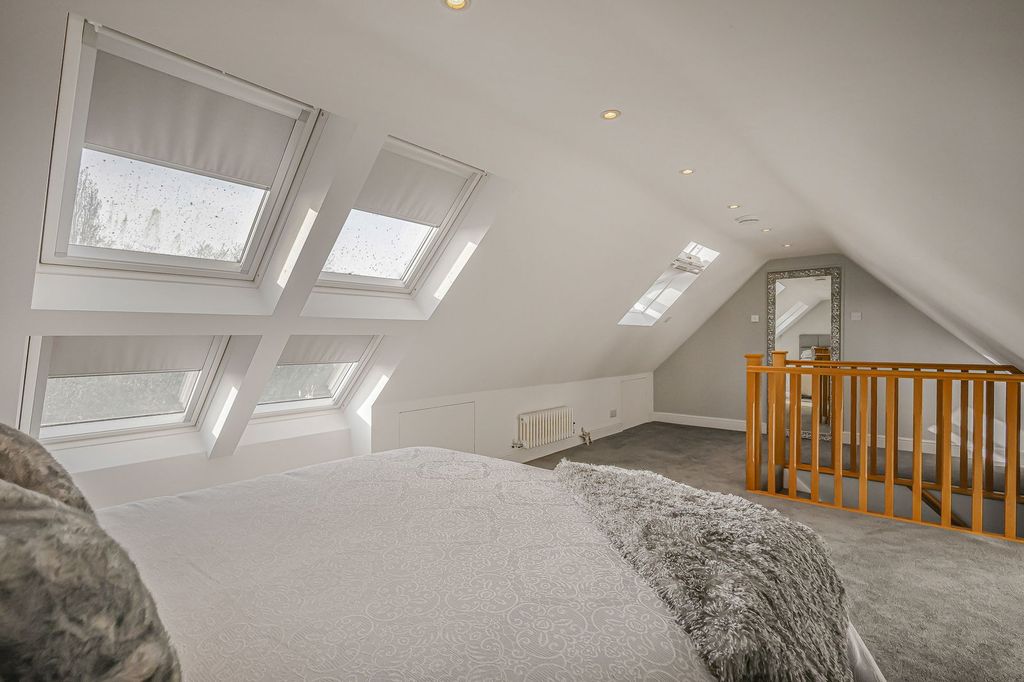 Additional image 21 of 5 bed detached house for saleSwan Lane, Wickford SS11