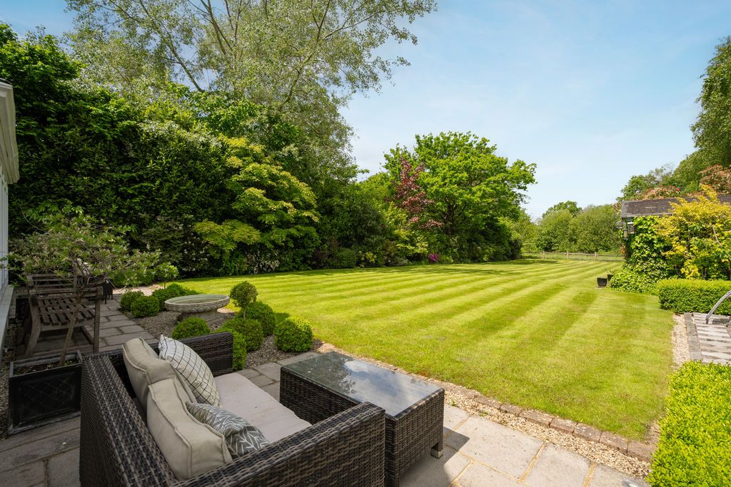 Additional image 8 of 4 bed detached house for saleNew Road, Windlesham GU20