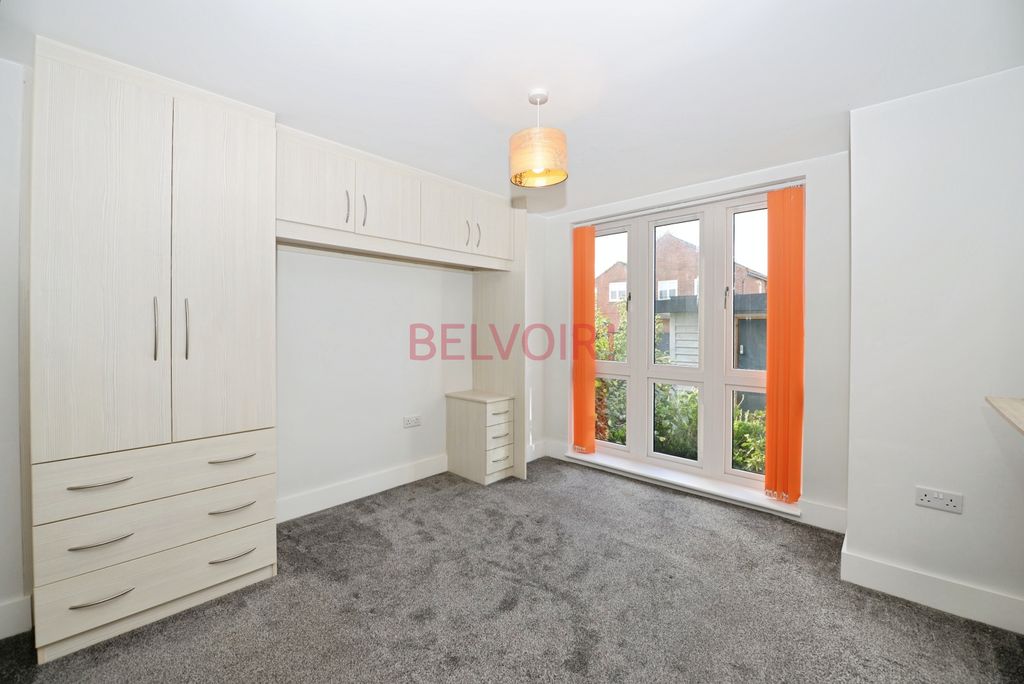 Additional image 6 of 2 bed flat for salePriory Road, St Denys, Southampton SO17