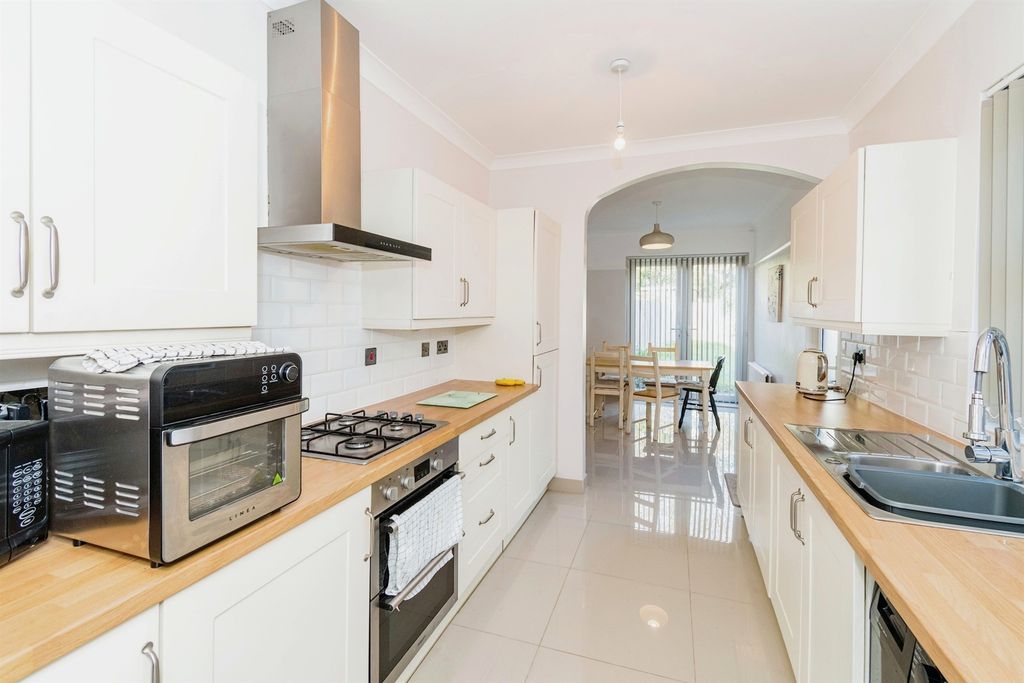Additional image 3 of 3 bed semi-detached house for saleSwift Road, Southampton SO19