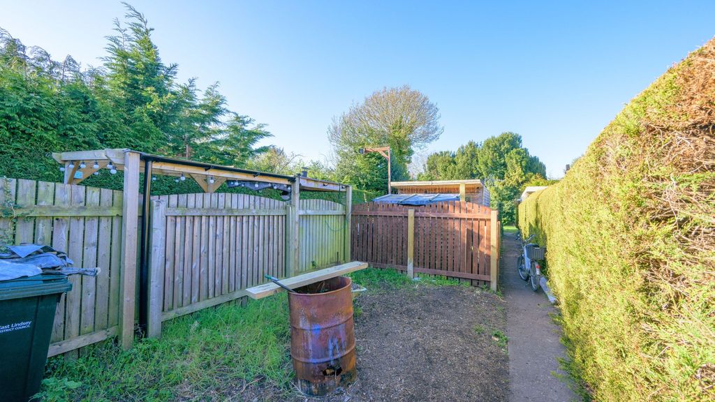 Additional image 17 of 3 bed terraced house for saleHamilton Road, Alford LN13