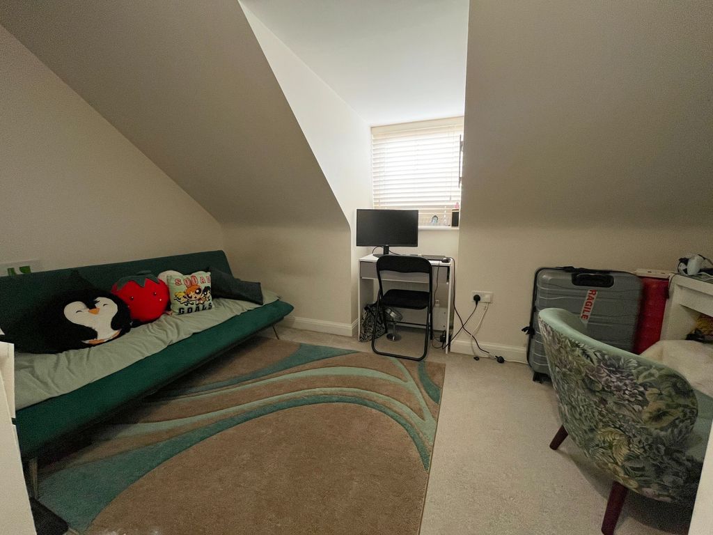 Additional image 13 of 4 bed semi-detached house for saleGregory Way, Wigston LE18