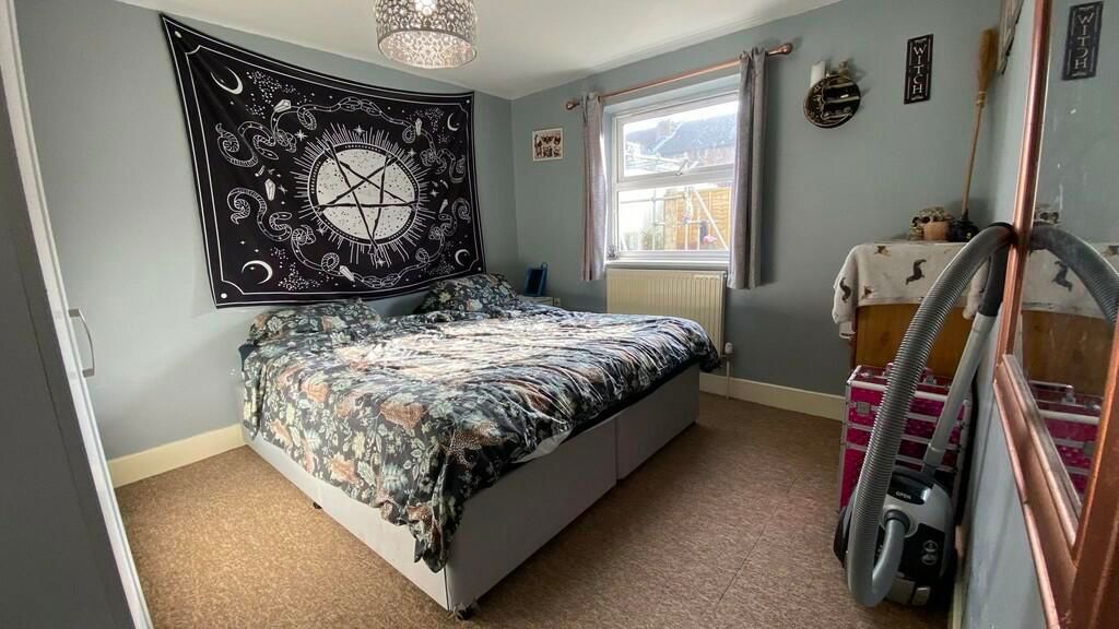 Additional image 4 of 2 bed flat for saleManor Park Avenue, Portsmouth PO3