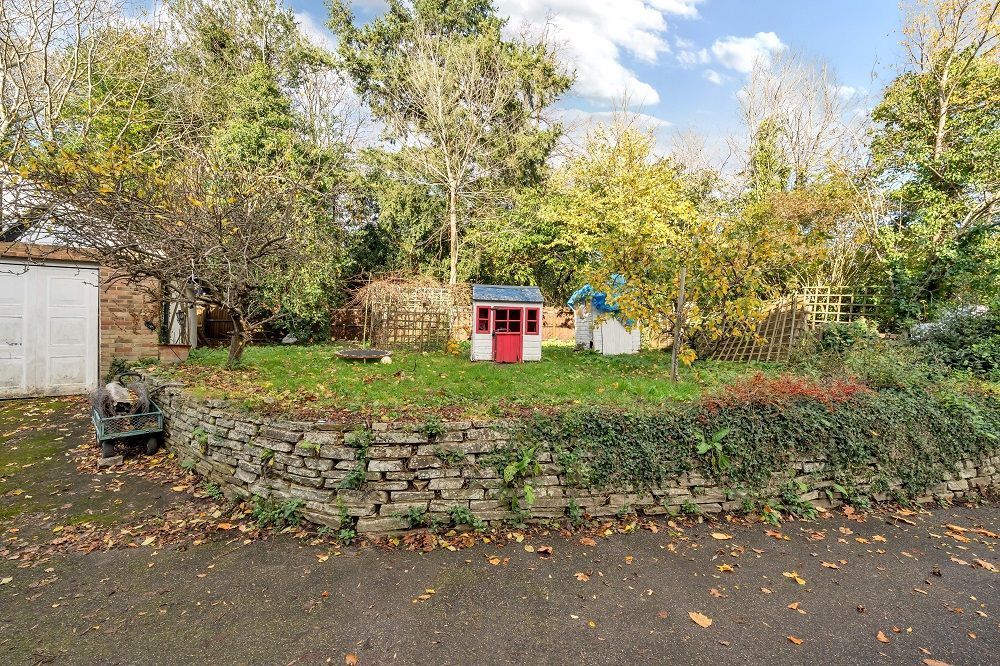 Additional image 30 of 7 bed detached house for saleWiltshire Road, Wokingham RG40