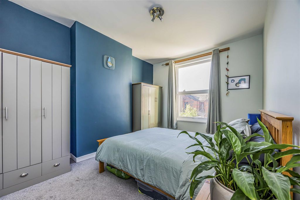 Additional image 2 of 1 bed flat for saleOrchard Road, Southsea PO4