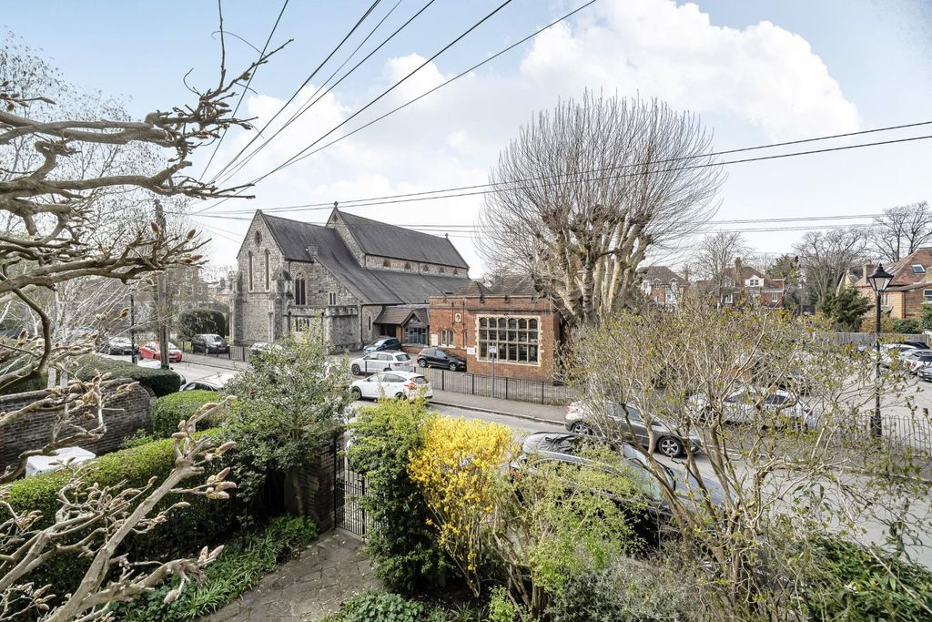 Additional image 3 of 2 bed maisonette for saleDorset Road, Windsor SL4