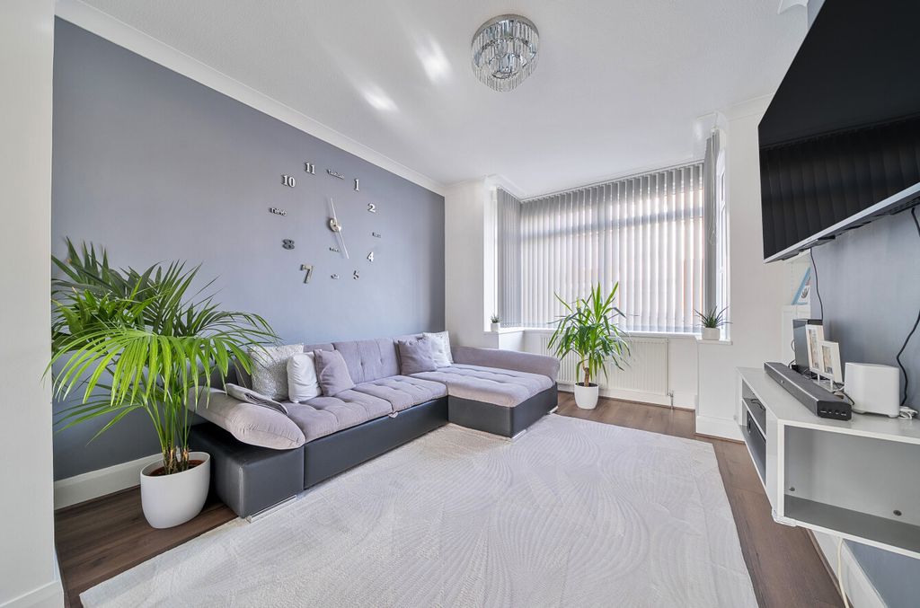 Additional image 2 of 3 bed semi-detached house for saleInhurst Road, Portsmouth, Hampshire PO2