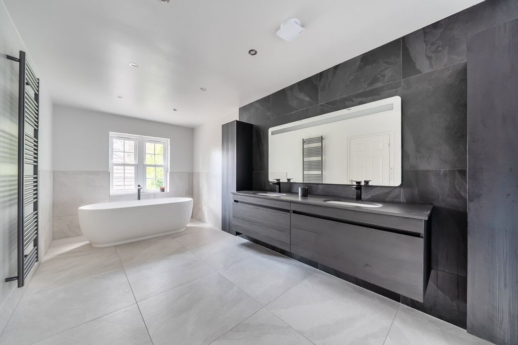 Additional image 24 of 6 bed detached house for salePyrford, Surrey GU22