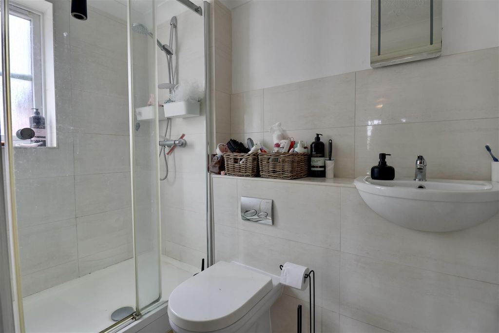 Additional image 11 of 2 bed flat for saleKing Charles Street, Portsmouth PO1