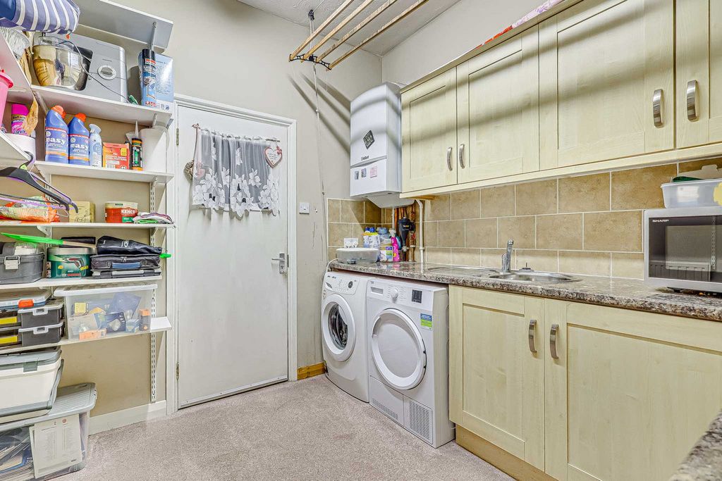 Additional image 13 of 4 bed detached house for saleCastledon Road, Wickford SS12