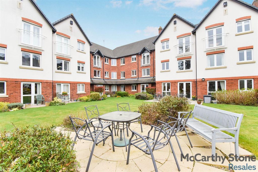 Additional image 15 of 1 bed flat for saleRowleys Court, Sandhurst Street, Oadby, Leicester LE2