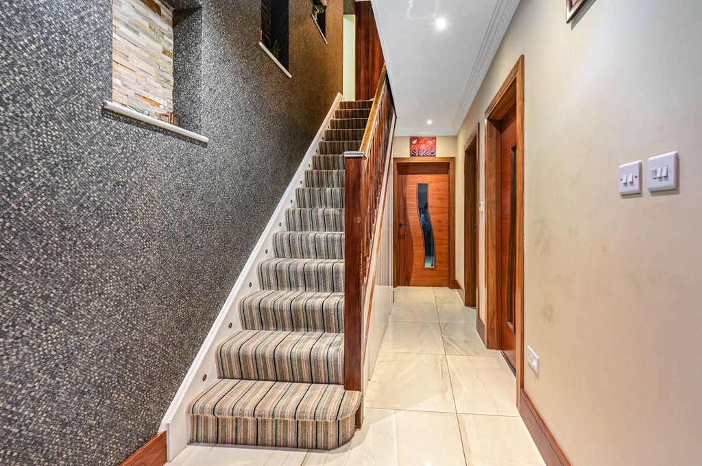 Additional image 11 of 6 bed semi-detached house for saleAshford, Surrey TW15