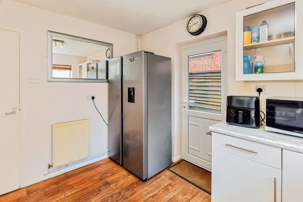 Additional image 15 of 3 bed semi-detached house for saleHarrod Drive, Market Harborough LE16