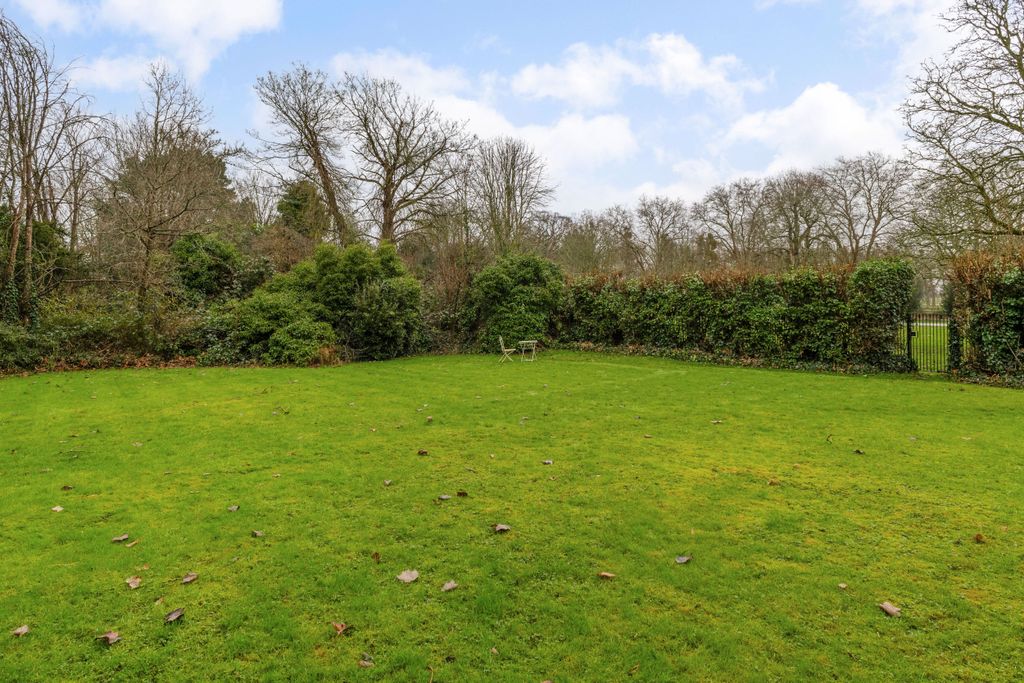 Additional image 14 of 2 bed flat for saleSheet Street, Windsor SL4