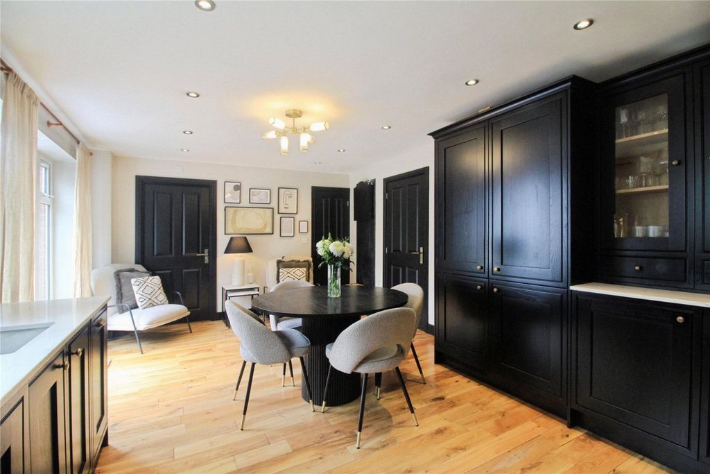 Additional image 4 of 4 bed detached house for saleFrezenberg Close, Burbage, Hinckley, Leicestershire LE10