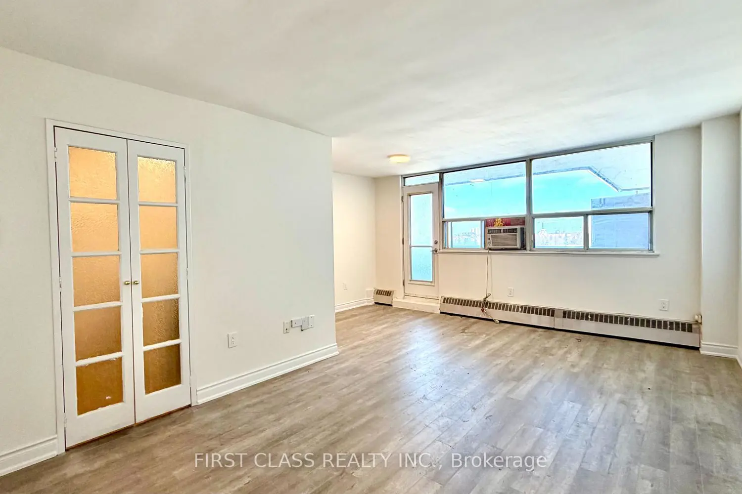 Additional image 7 of 541 Blackthorn Avenue 1415