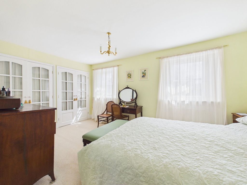 Additional image 15 of 4 bed terraced house for saleAmbrose Place, Worthing BN11