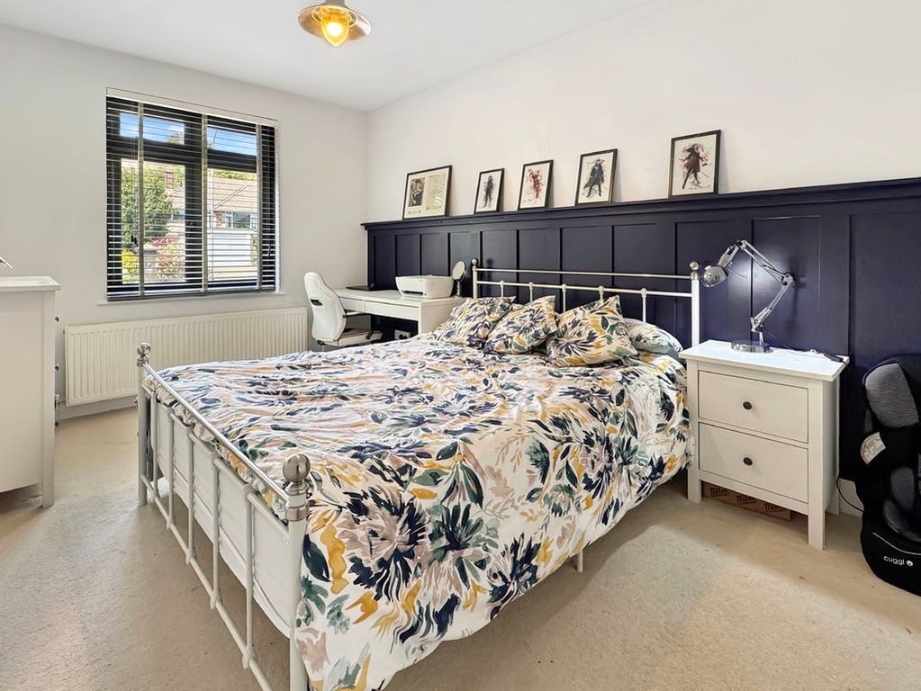 Additional image 7 of 4 bed detached house for saleClatterford Road, Newport PO30