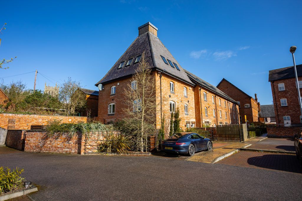 3 bed terraced house for saleThe Maltings, Sileby, Loughborough LE12