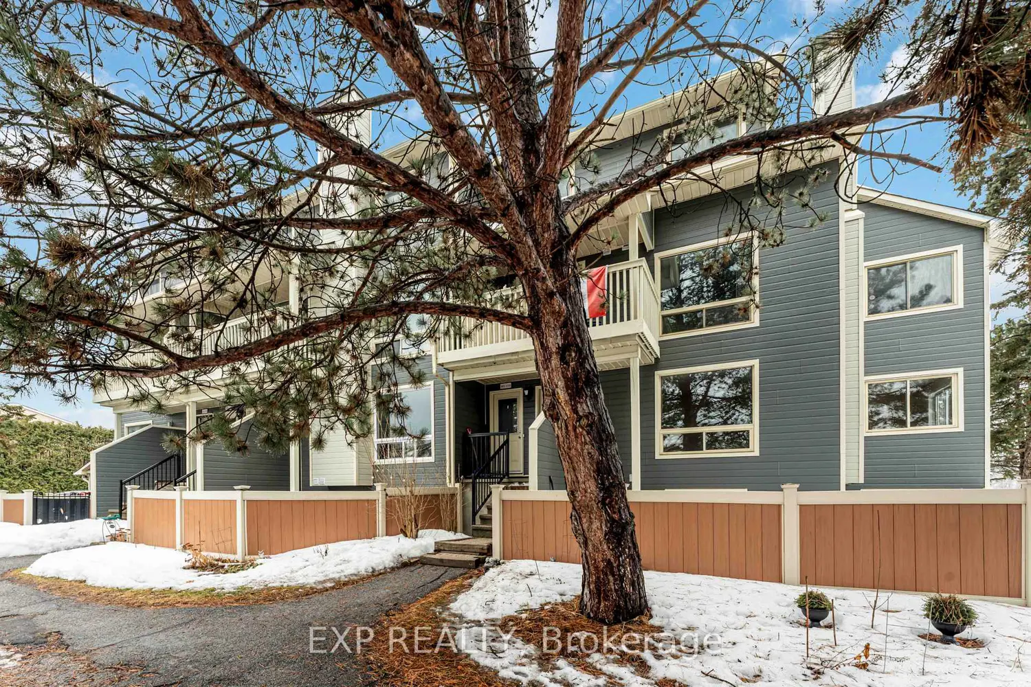 802 St. Andre Drive 45A photo 2