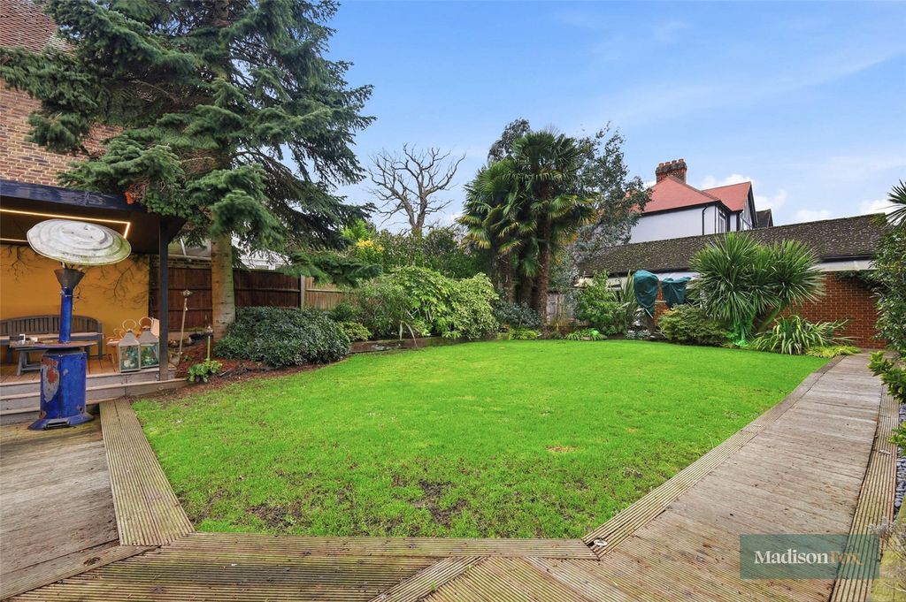 Additional image 43 of 5 bed detached house for saleMonkhams Lane, Woodford Green IG8