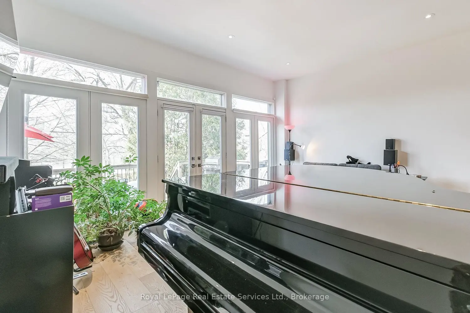 Additional image 10 of 176 Leyton Avenue