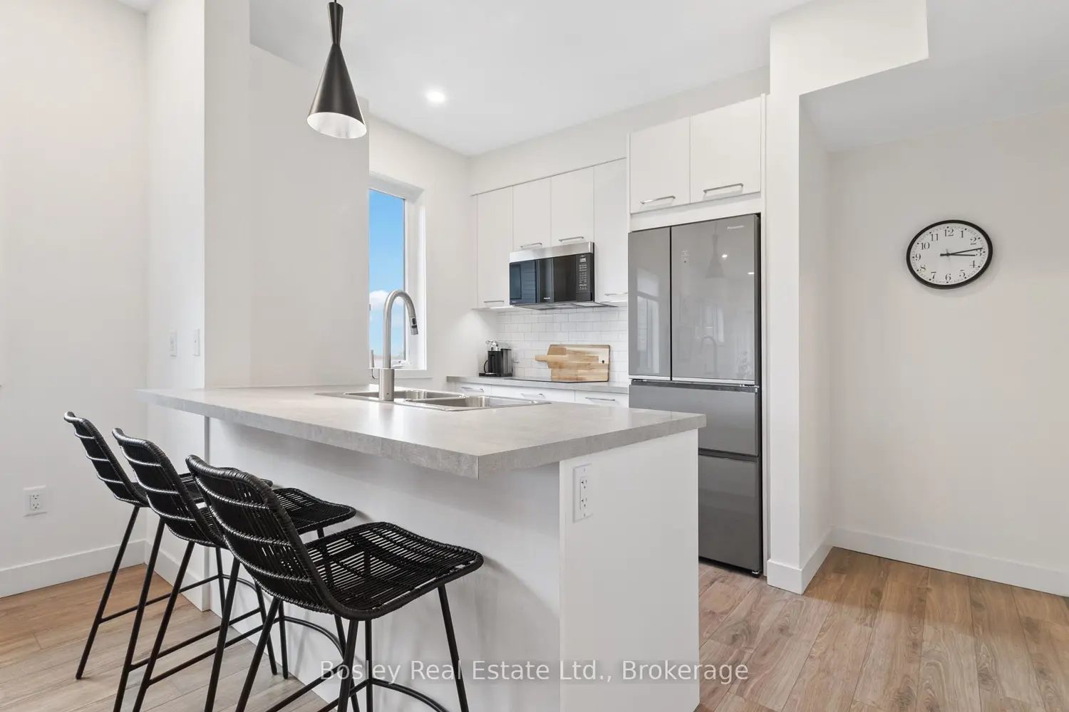 Additional image 7 of 12 Beausoleil Lane 307