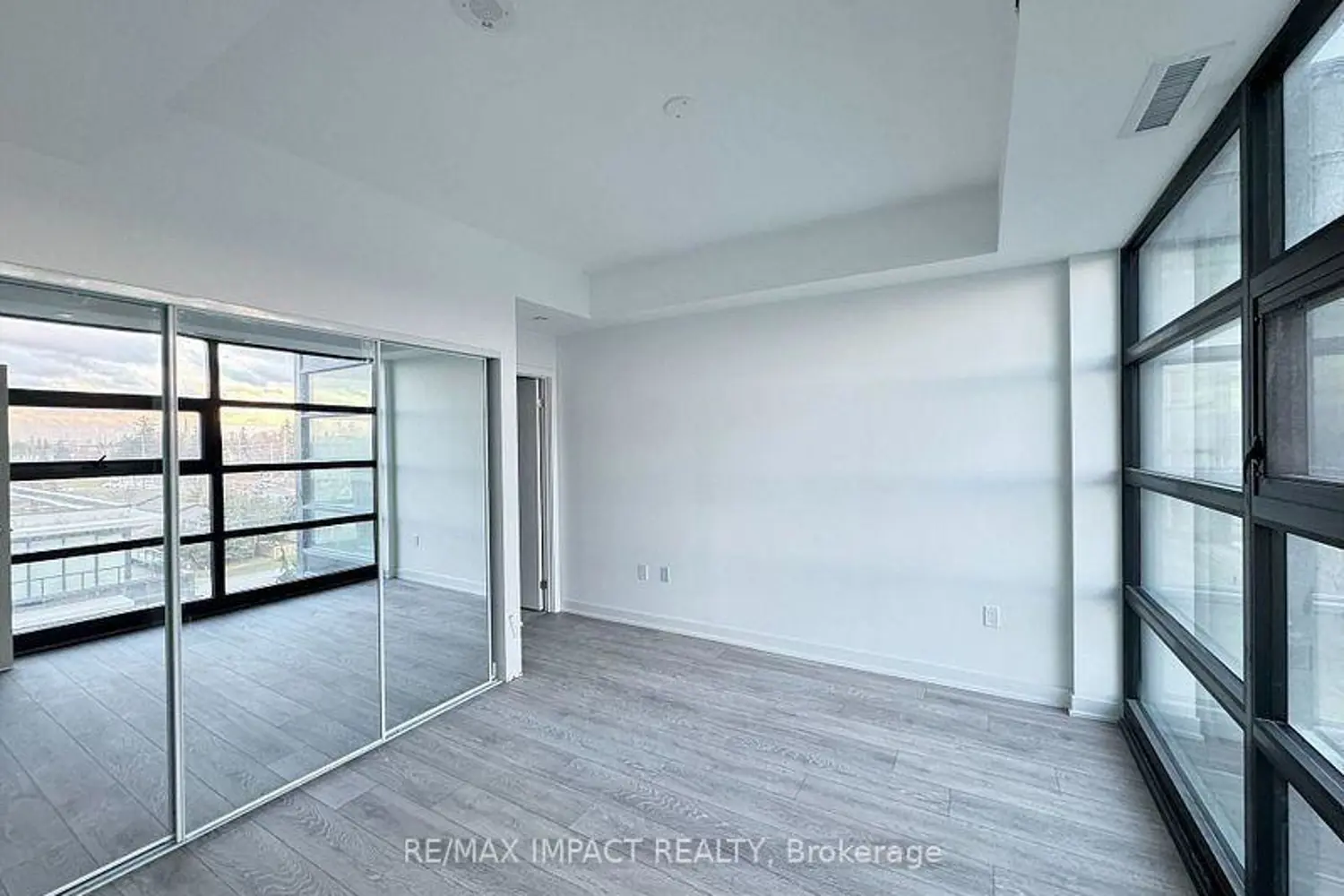 Additional image 6 of 1606 Charles Street 603