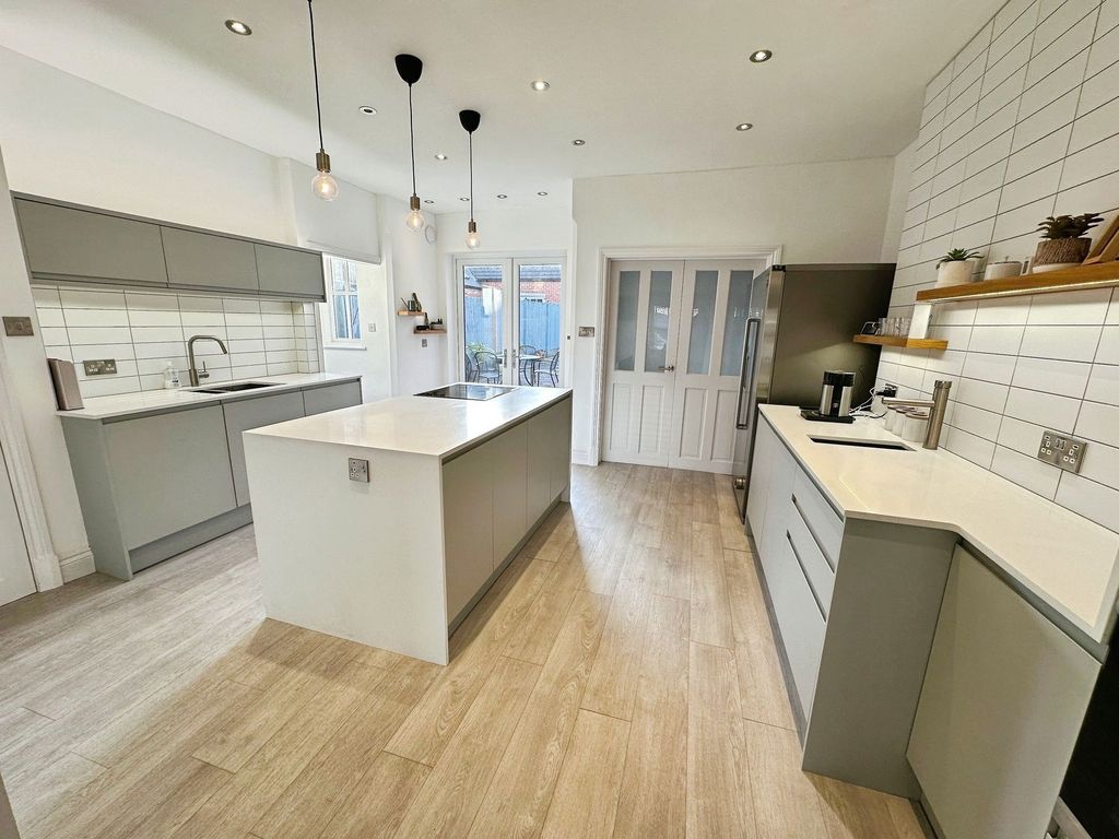 Additional image 3 of 4 bed detached house for sale18-20 Leicester Road, Leicester LE8