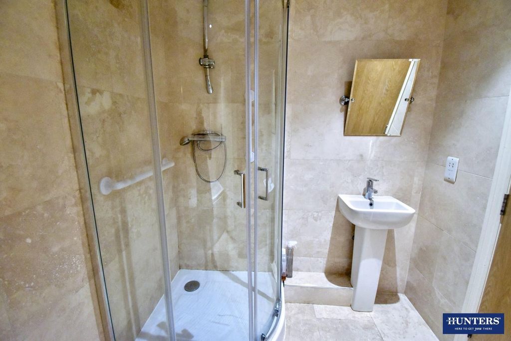 Additional image 2 of 1 bed flat for saleCross Street, Wigston LE18