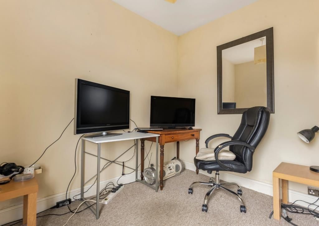 Additional image 7 of 4 bed flat for saleWitney, Oxfordshire OX28