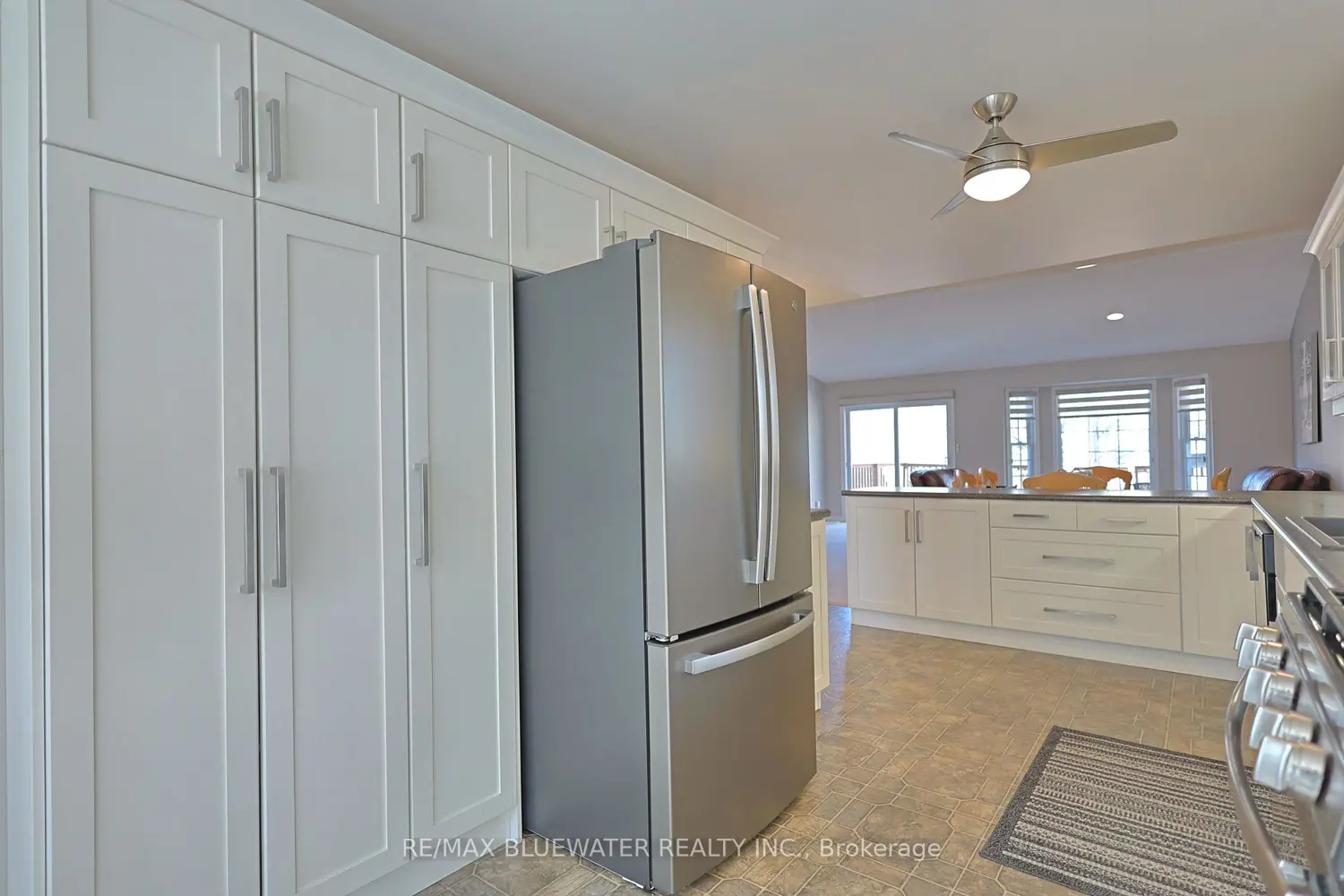 Additional image 4 of 9826 Northville Crescent 8