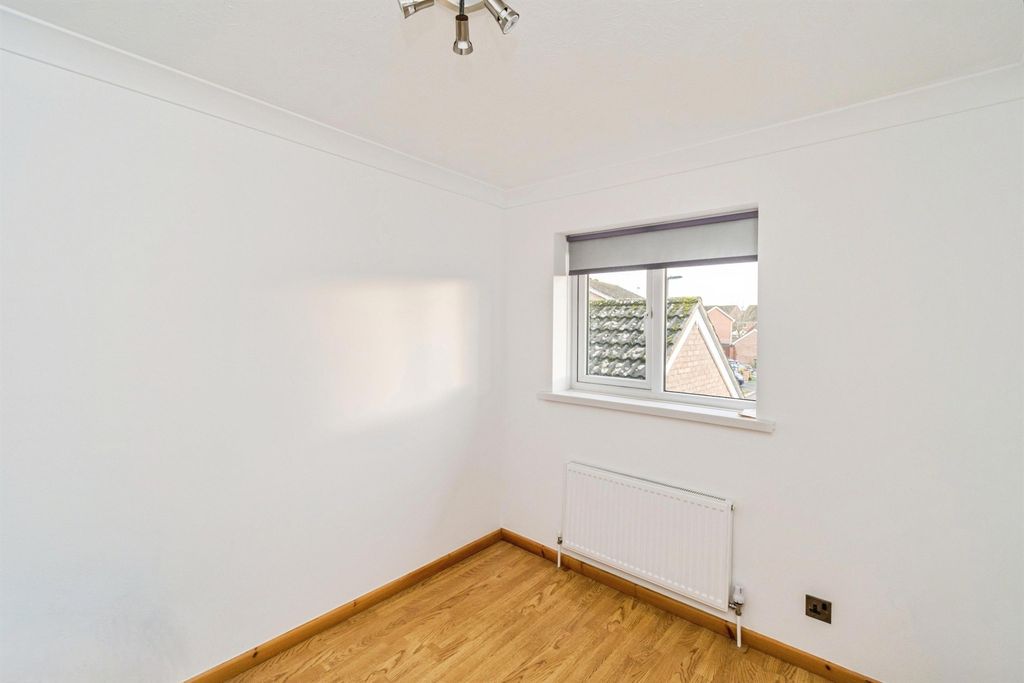 Additional image 21 of 3 bed semi-detached house for saleCowley Close, Southampton SO16