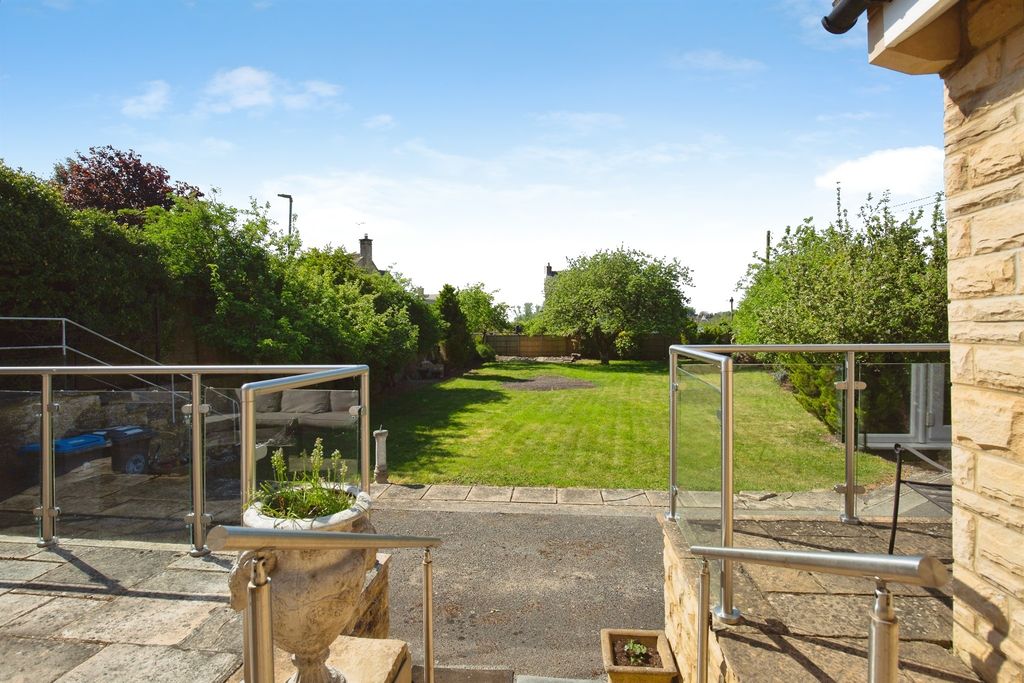 Additional image 12 of 3 bed detached bungalow for saleCrawley Road, Witney OX28