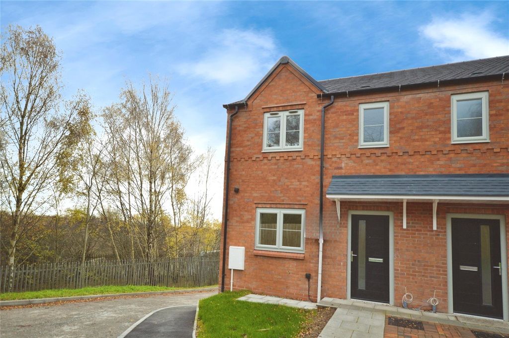 3 bed semi-detached house for saleKilnstone Close, Church Gresley, Swadlincote, Derbyshire DE11