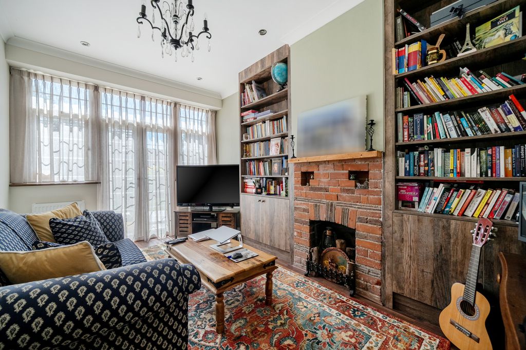 Additional image 9 of 6 bed detached house for saleThe Friary, Windsor SL4