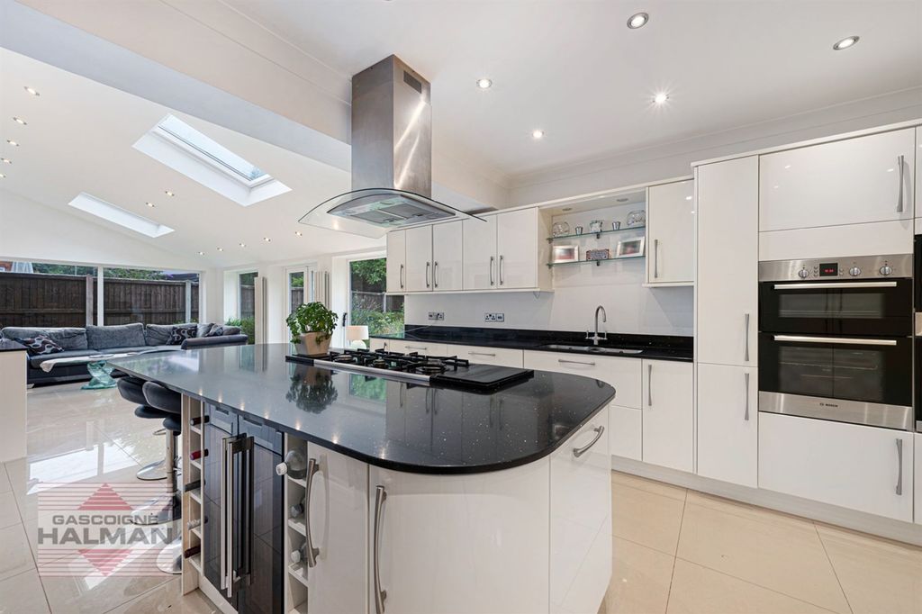 Additional image 7 of 5 bed detached house for saleAvondale Rise, Wilmslow SK9
