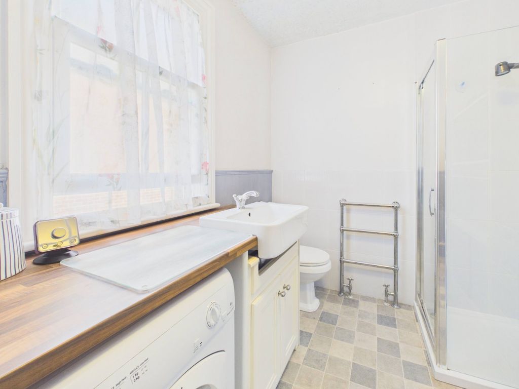 Additional image 10 of 2 bed maisonette for saleDorset Road, Windsor, Berkshire SL4