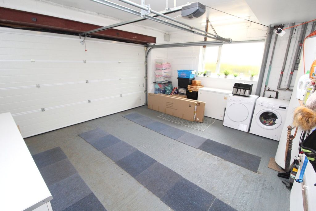 Additional image 27 of 6 bed detached house for saleDunton Road, Broughton Astley, Leicester LE9