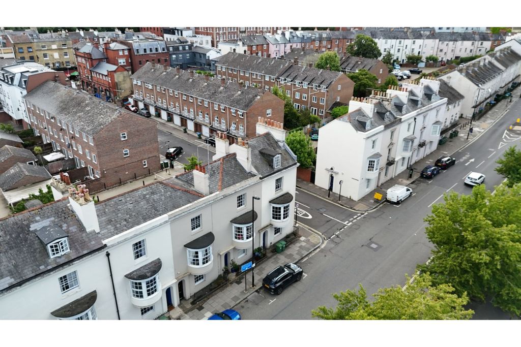 Additional image 17 of 3 bed town house for saleBernard Street, Southampton SO14