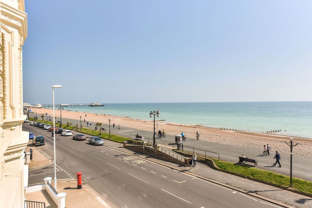 Additional image 2 of 3 bed flat for sale117 Marine Parade, Worthing, West Sussex BN11