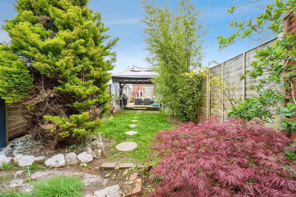 Additional image 5 of 3 bed terraced house for saleWeston Grove Road, Southampton SO19