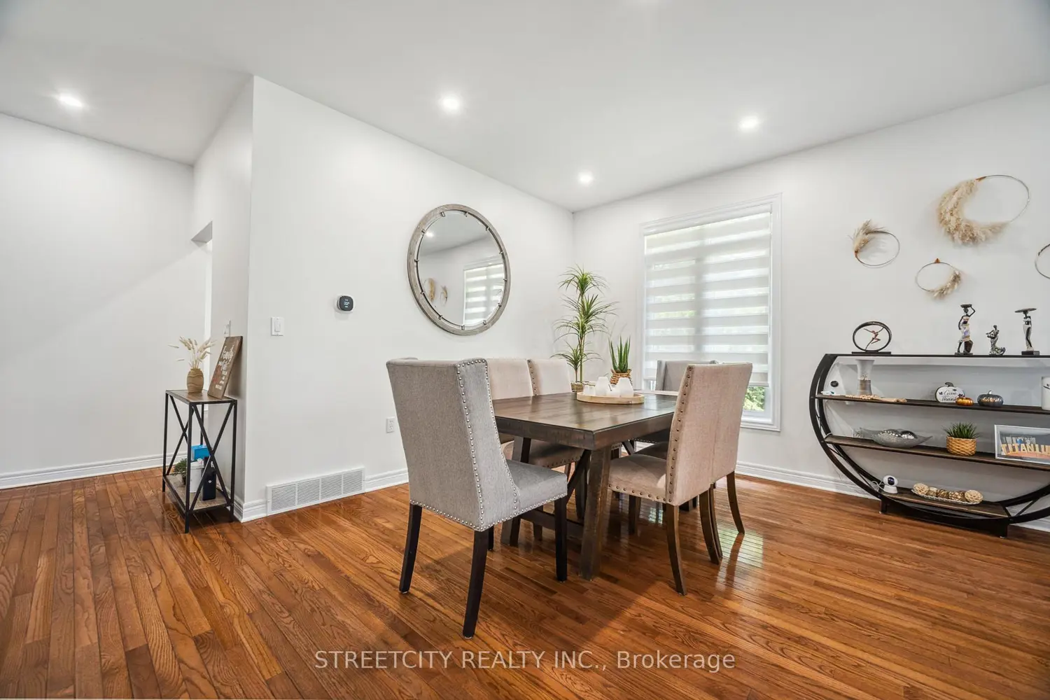 Additional image 7 of 2025 Meadowgate Boulevard 211