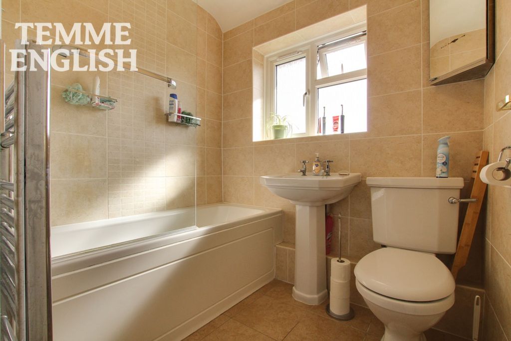 Additional image 12 of 2 bed maisonette for saleRettendon View, Wickford SS11