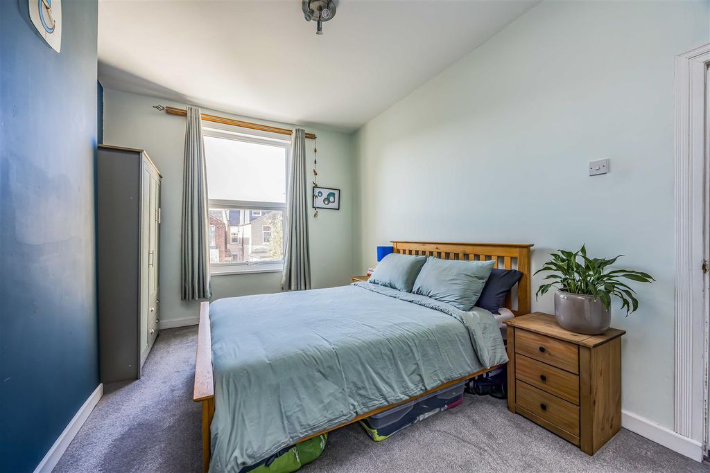 Additional image 7 of 1 bed flat for saleOrchard Road, Southsea PO4
