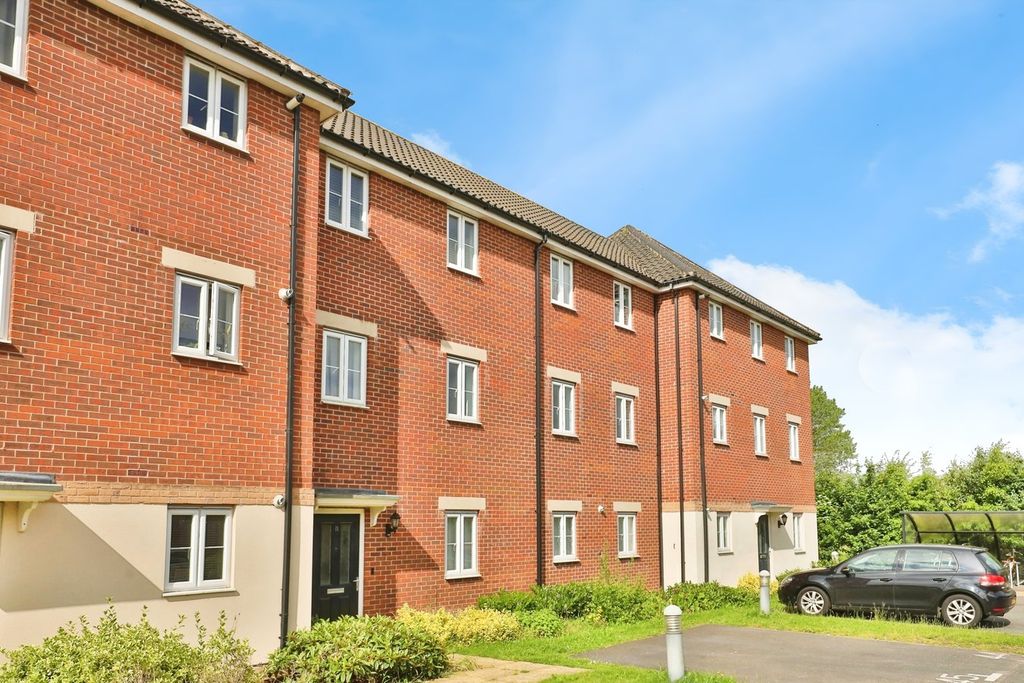 2 bed flat for saleBeechcroft Court, Cringleford, Norwich NR4
