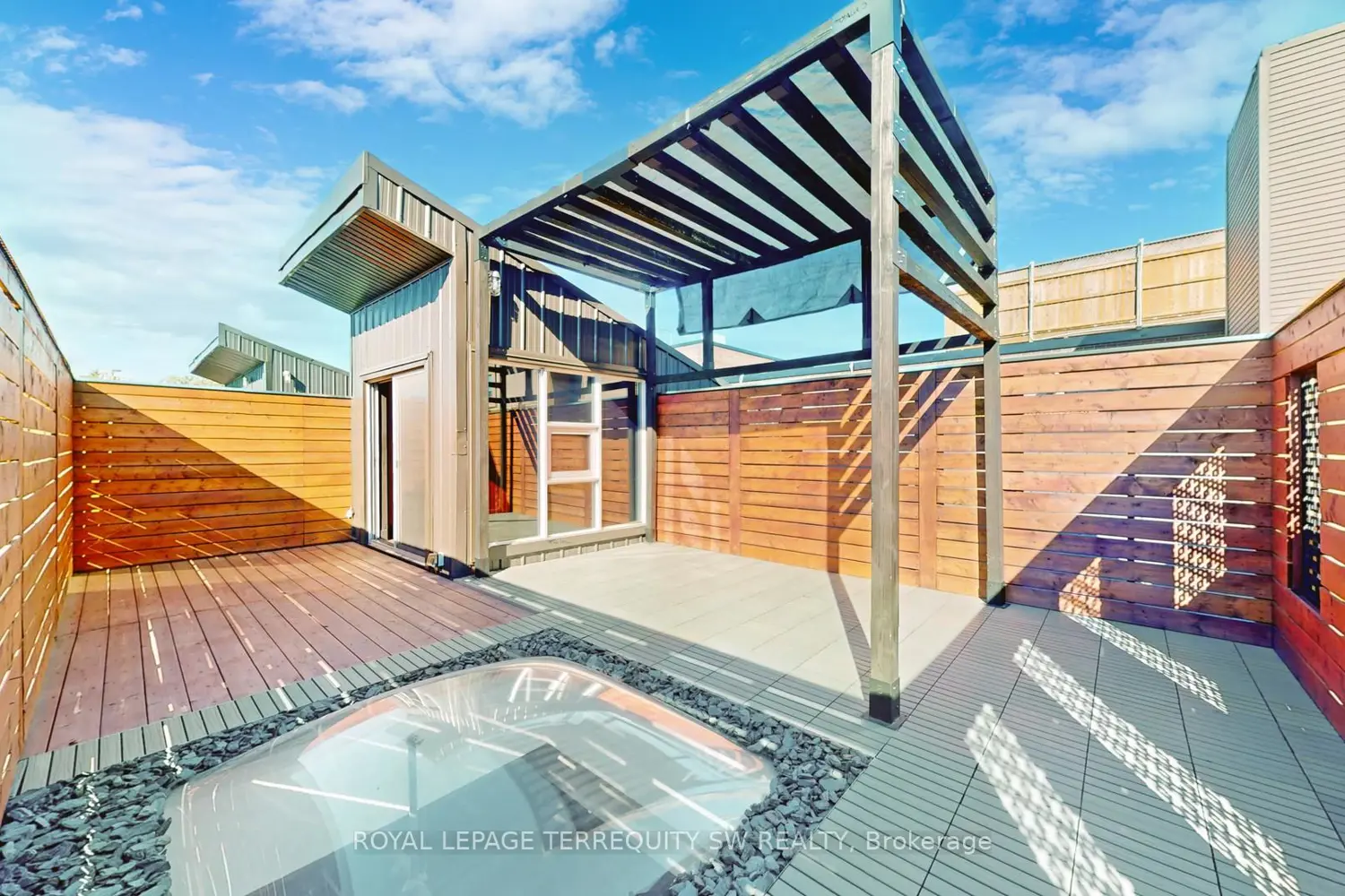 Additional image 19 of 326 Carlaw Avenue 124