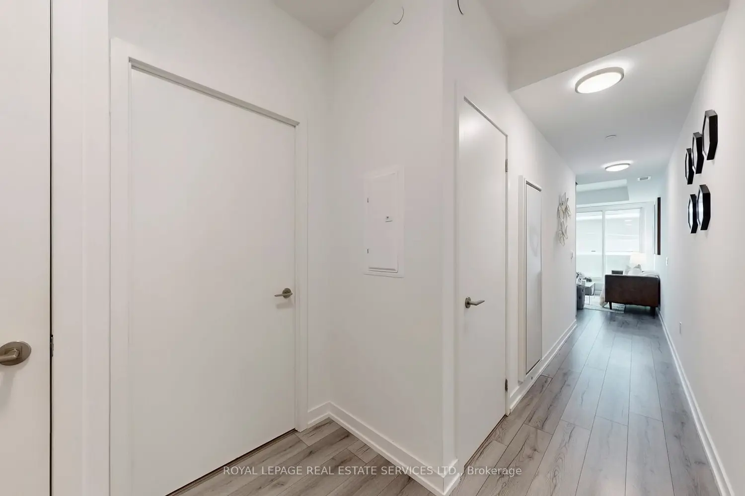 Additional image 6 of 1195 The Queensway 310