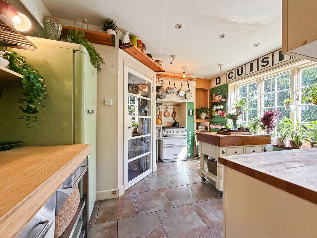 Additional image 15 of 5 bed detached house for saleChandlers Lane, Yateley, Hampshire GU46
