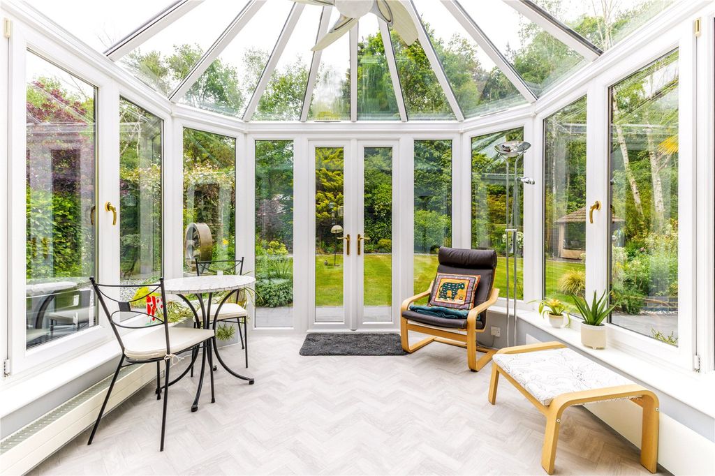 Additional image 8 of 4 bed detached house for saleKiln Ride, Finchampstead, Wokingham RG40